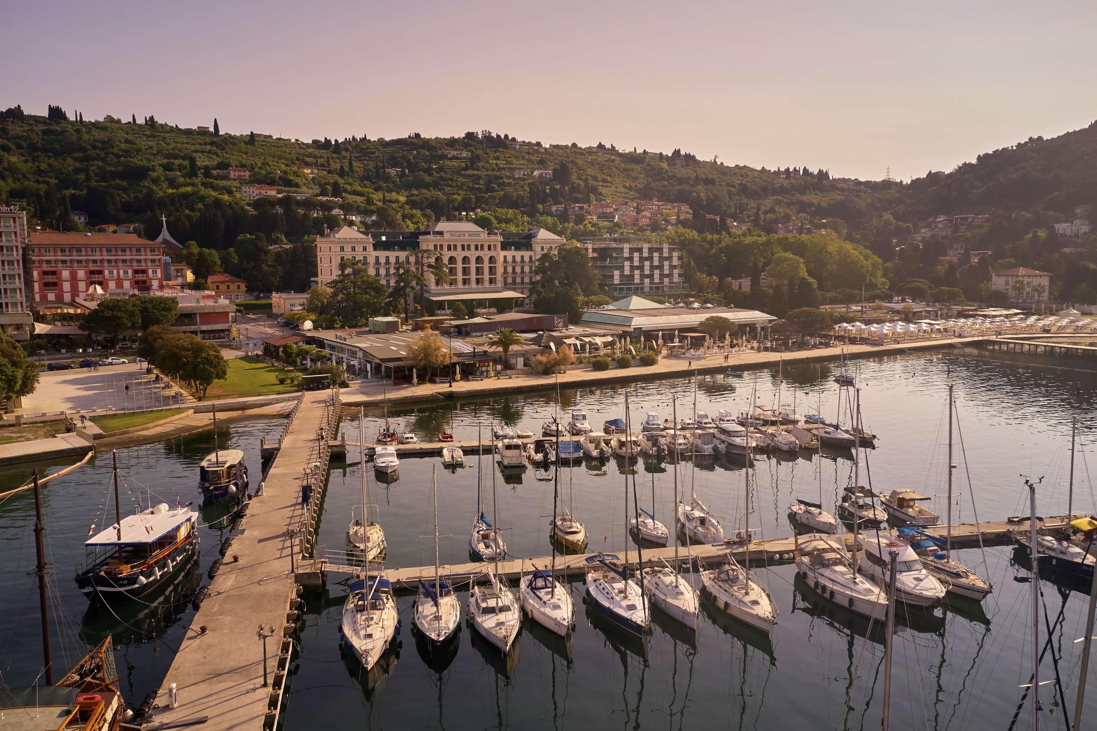 Hotel Kempinski Palace Portoroz Exterior foto Marina