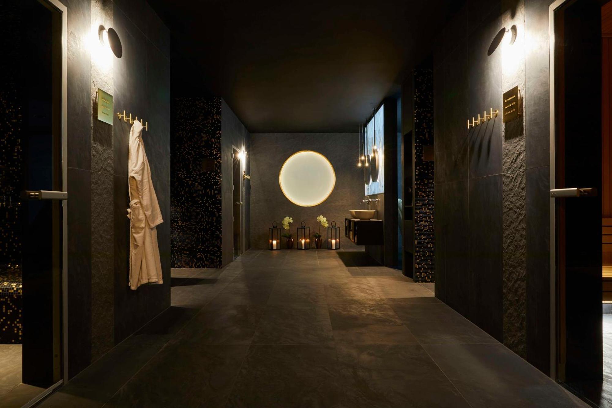 Hotel Kempinski Palace Portoroz Exterior foto The spa at The Dorchester